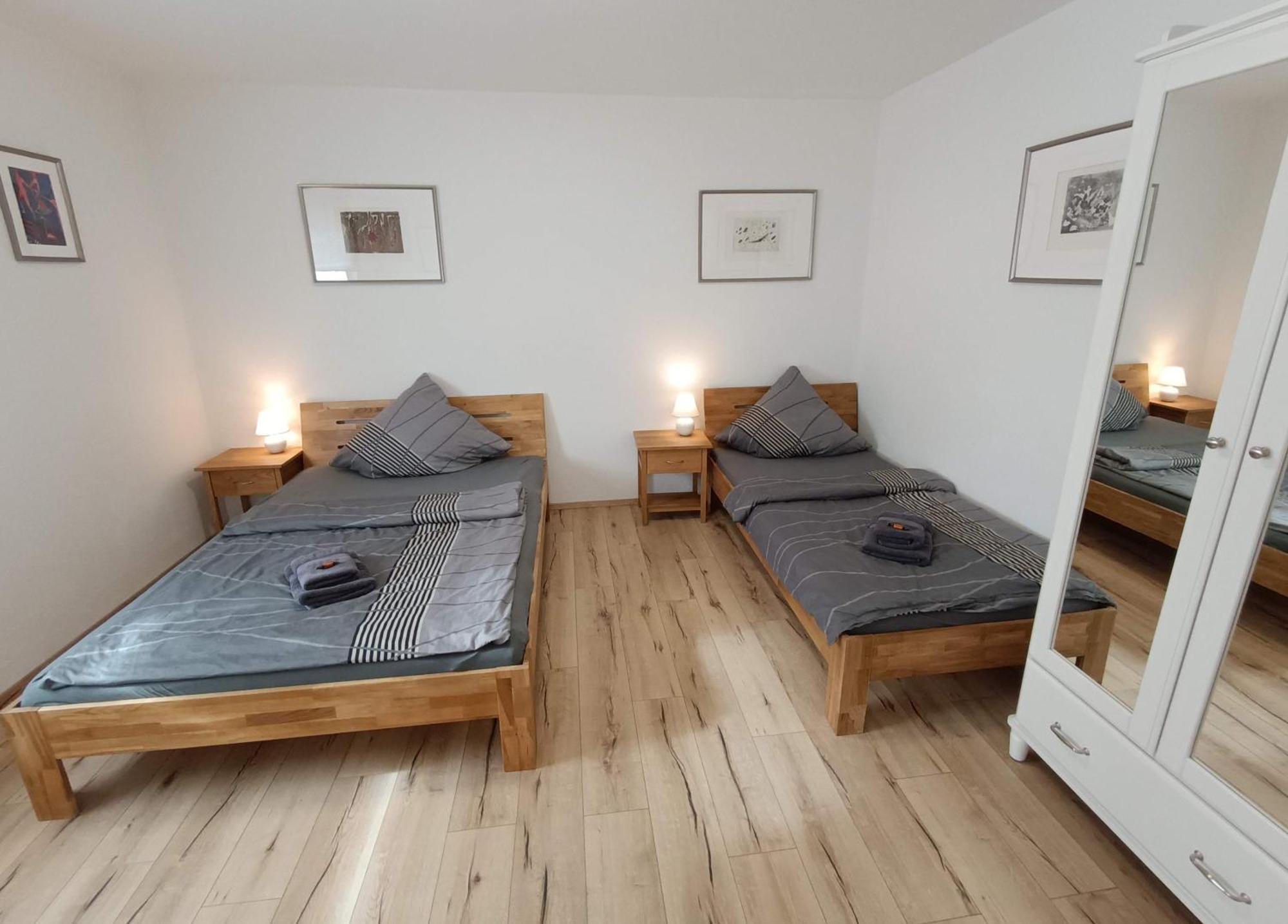 Ferienwohnung Am Rathaus Ландщул Екстериор снимка