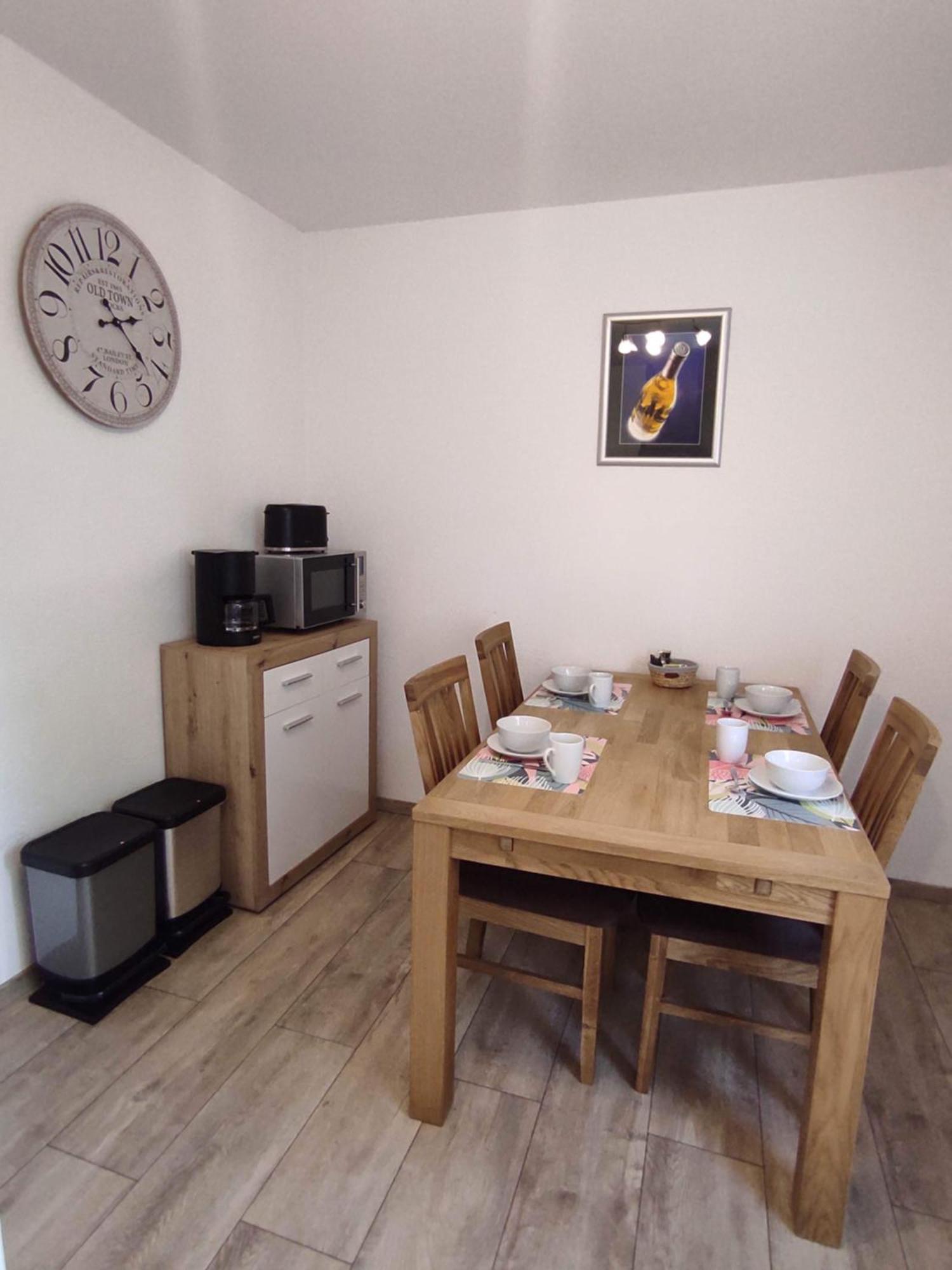Ferienwohnung Am Rathaus Ландщул Екстериор снимка